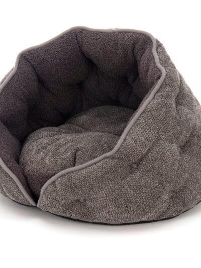 Ware Cuddle Pet Bed 18 x 18 x 12.25in.